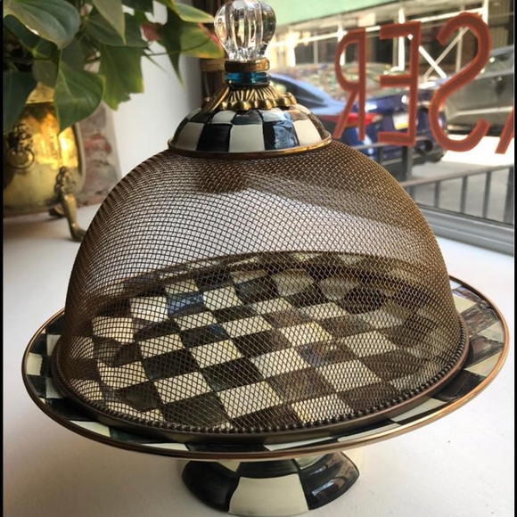 MacKenzie-Childs Other - Mackenzie childs cake stand and mesh cover